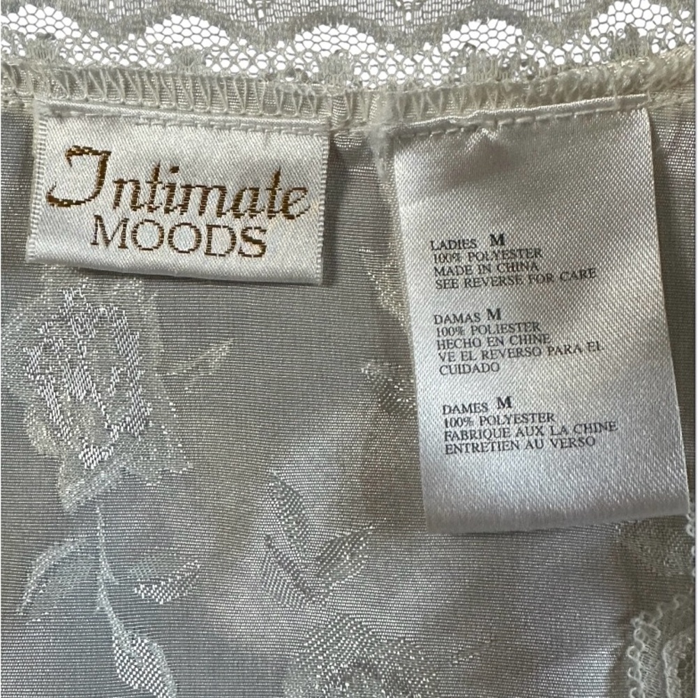 Intimate Moods Vintage Damask Satin Button Robe/Nightgown. Ivory- Size Medium. - Picture 4 of 7